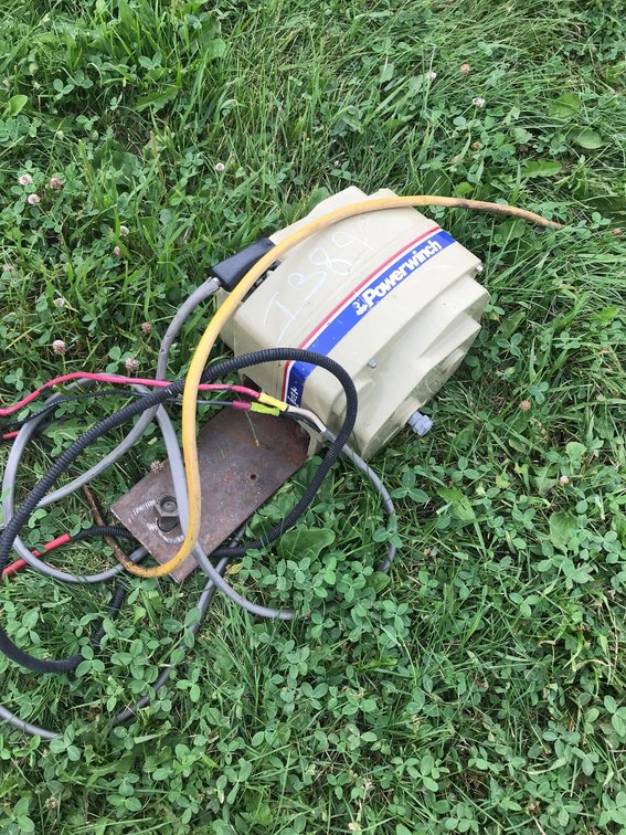 12 VOLT POWER WENCH (ITEM AT ZIELSDORF AUCTIONS)