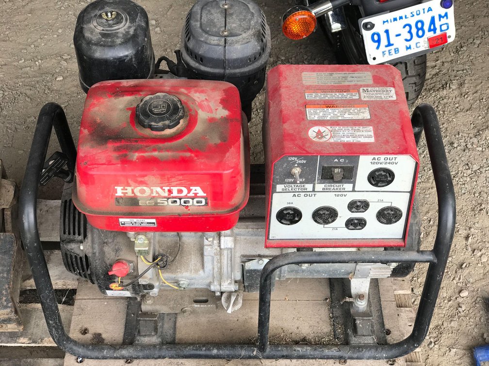 HONDA GENERATOR E-G 5000, GAS, RUNS AS SHOULD (ITEM AT ZIELSDORF AUCTIONS)