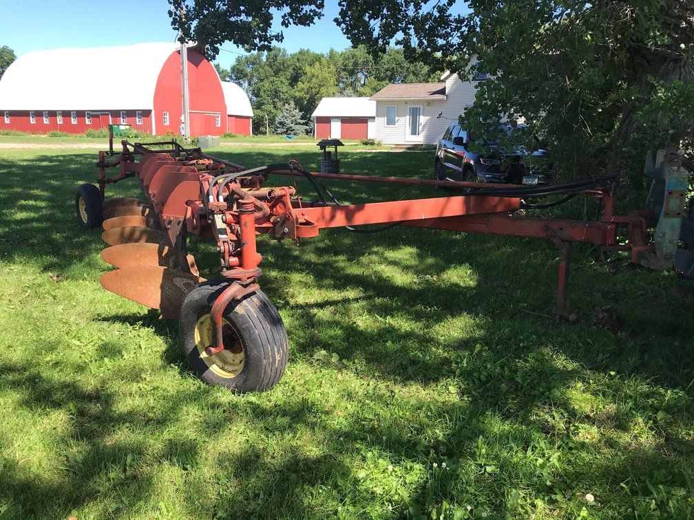 MELROSE 6-18 AUTO RESET, SEMI MOUNTED ON LAND CAT 3 PLOW (FOR MORE INFO & LOCATION CALL VIRGIL @ 320