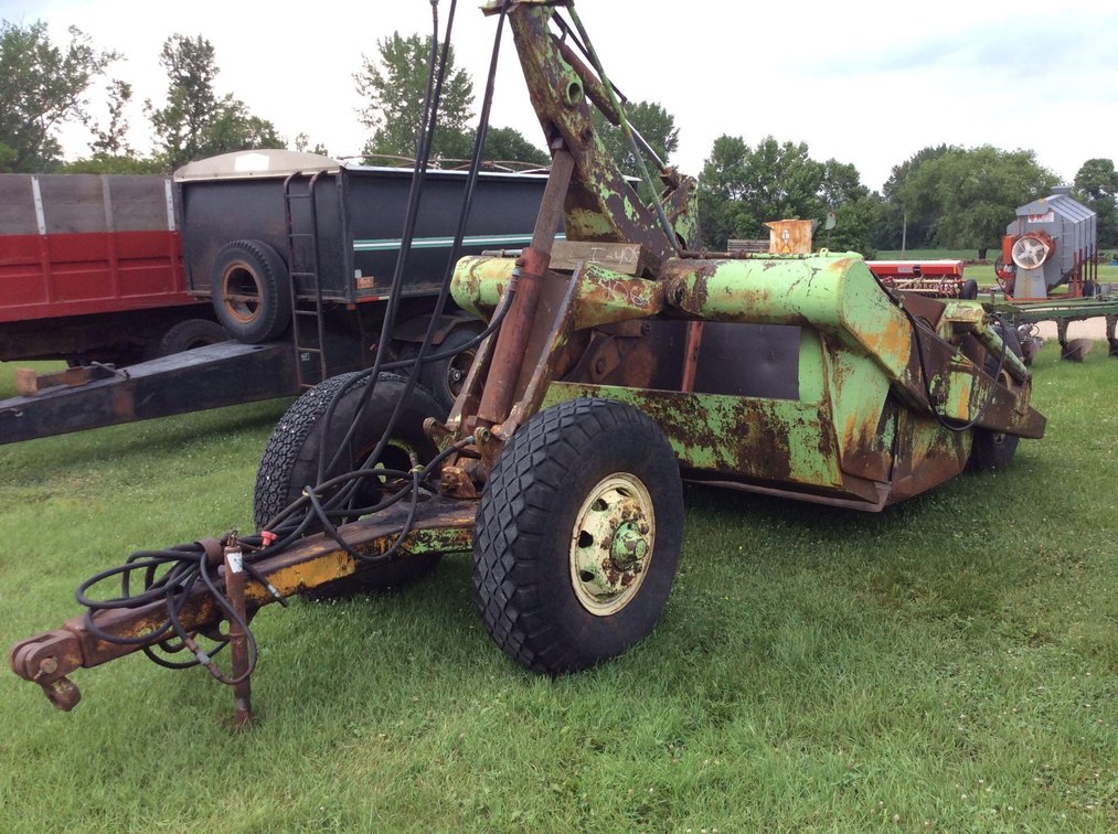 GARWOOD MODEL S8, 10YD+/- SCRAPPER, HYDRAULIC OPERATED (ITEM AT ZIELSDORF AUCTIONS)