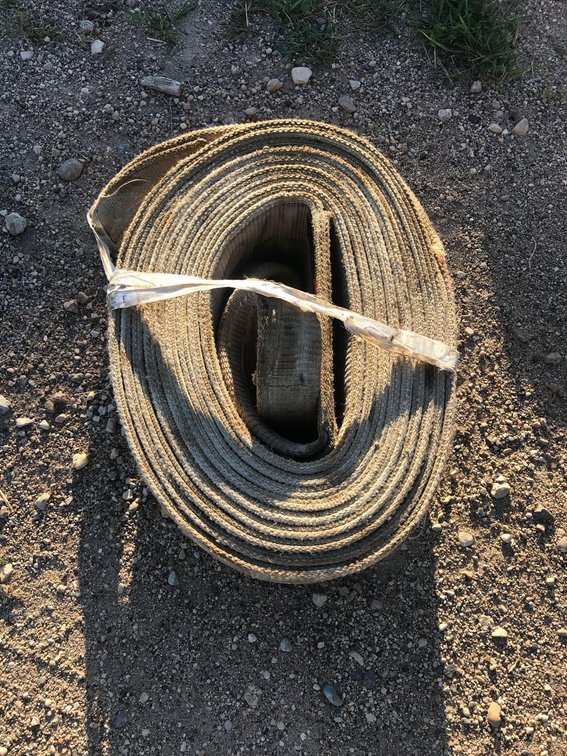HEAVY DUTY TOW STRAP (ITEM AT ZIELSDORF AUCTIONS)