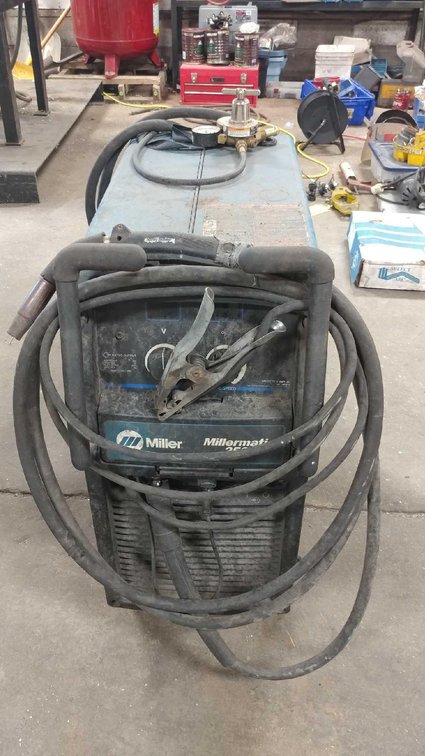 MILLER MILLERMATIC 252 MIG WELDER