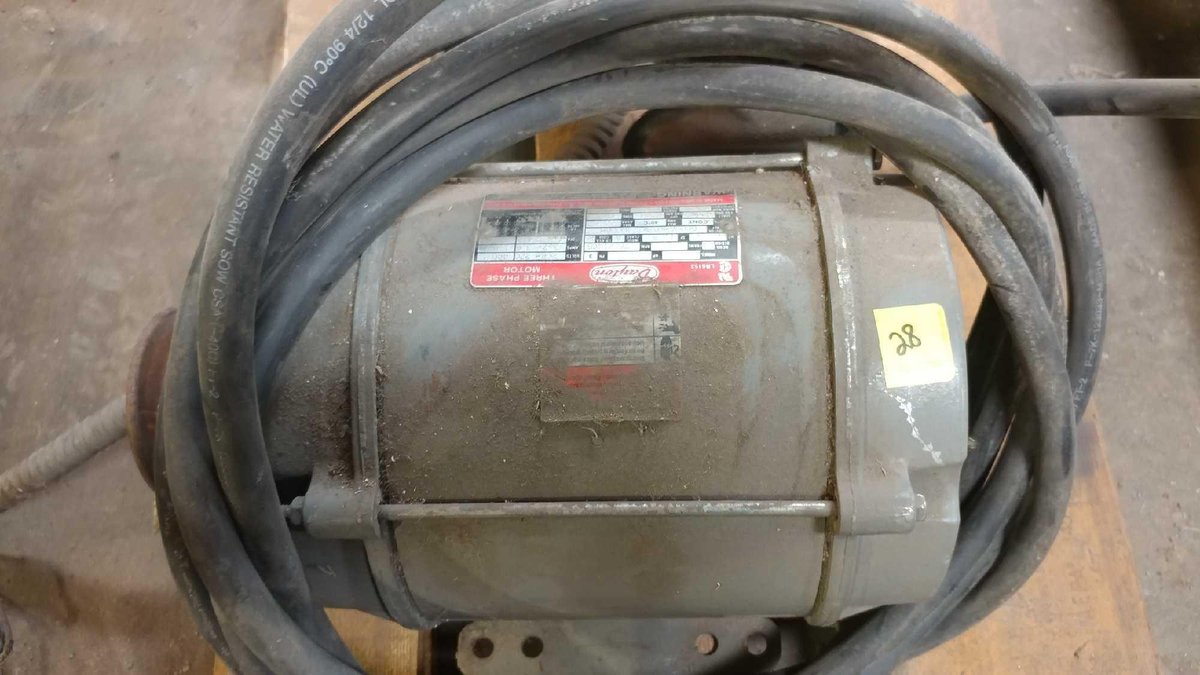 DAYTON 1 HP ELECTRIC MOTOR
