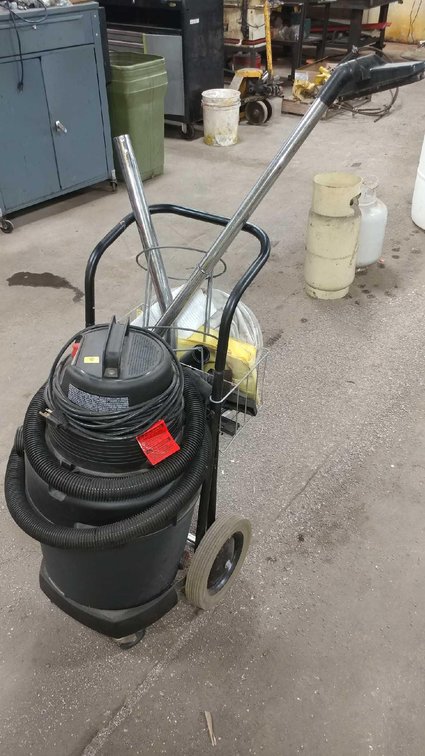 DAYTON WET/DRY SHOP VAC