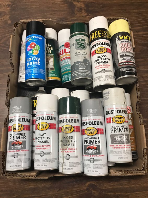 ASSORTMENT OF SPRAY PAINTS AND PRIMERS