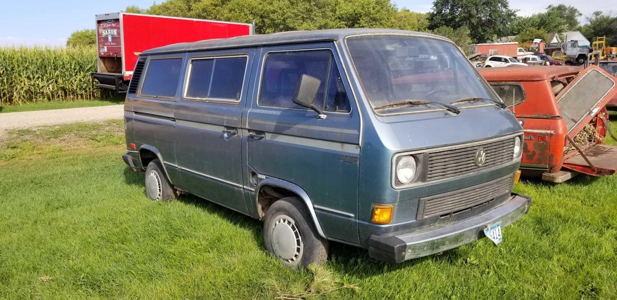 (TITLE) 1985 VOLKSWAGEN VAN ,REAR ENGINE 