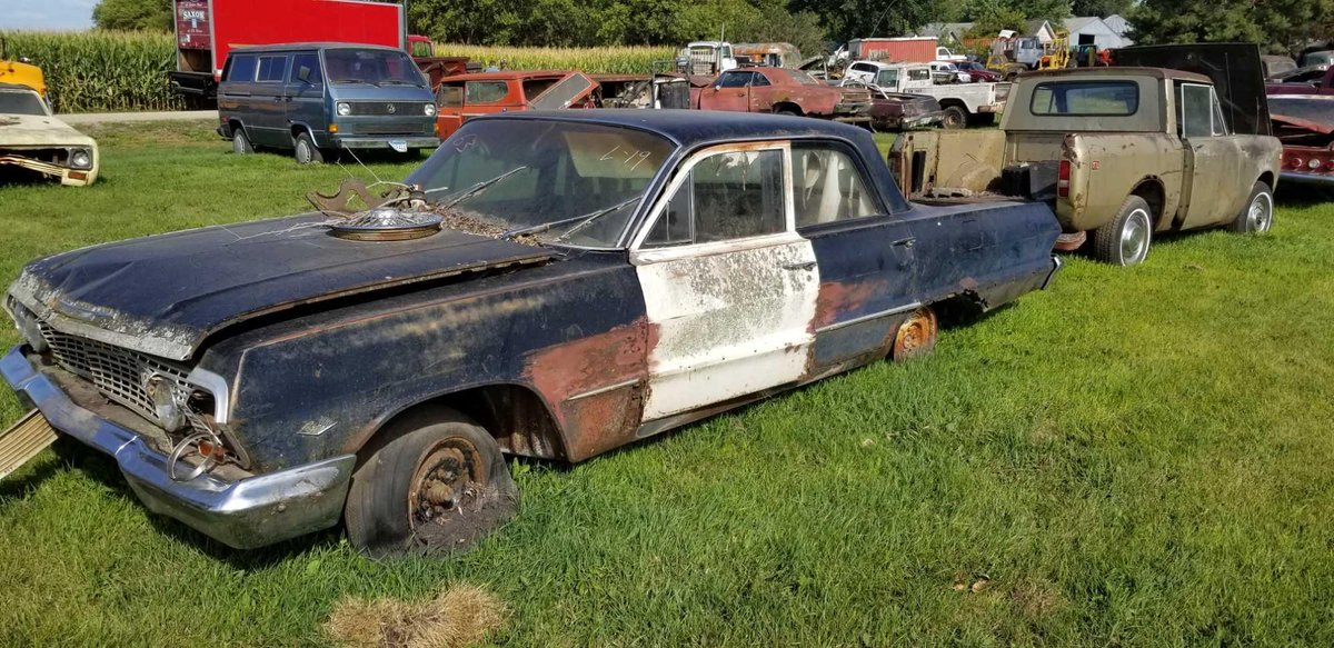 1963 IMPALA CHEVROLET, SMALL BLOCK, NOT COMPLETE (NO TITLE) 
