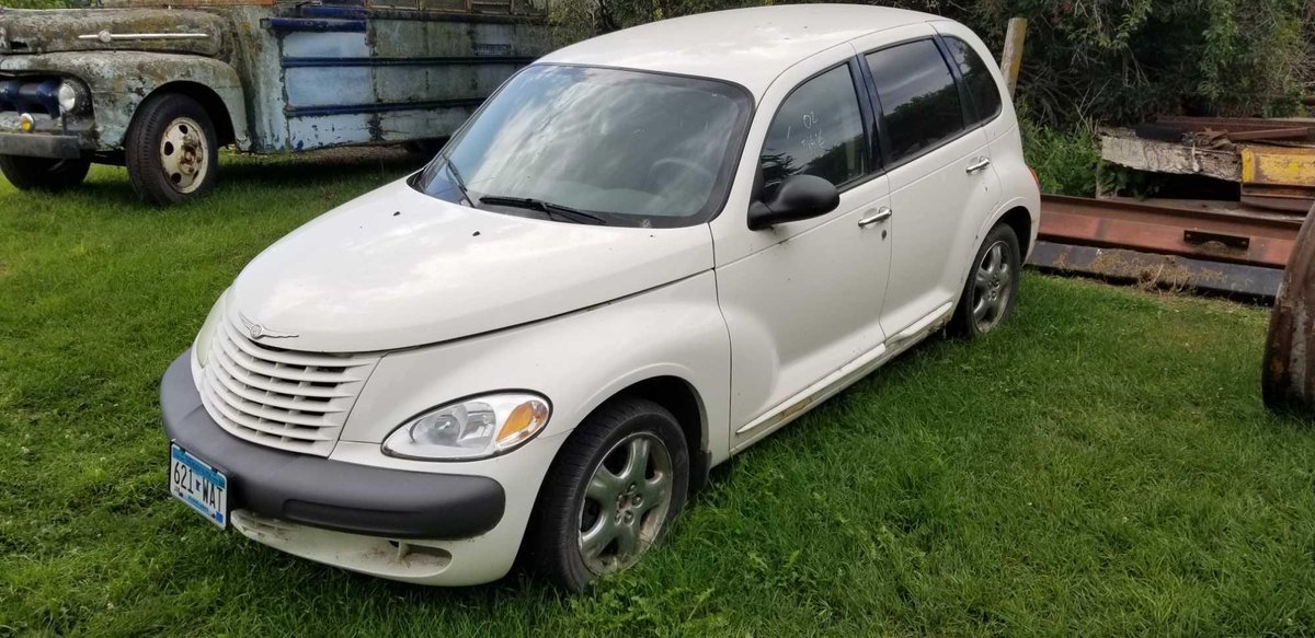 (TITLE) 2002 PT CRUISER, 5 SPD, 167,069 MILES, CRACKED WINDSHIELD, CLOTH SEATS, 2.4 LITER, FWD, POWE