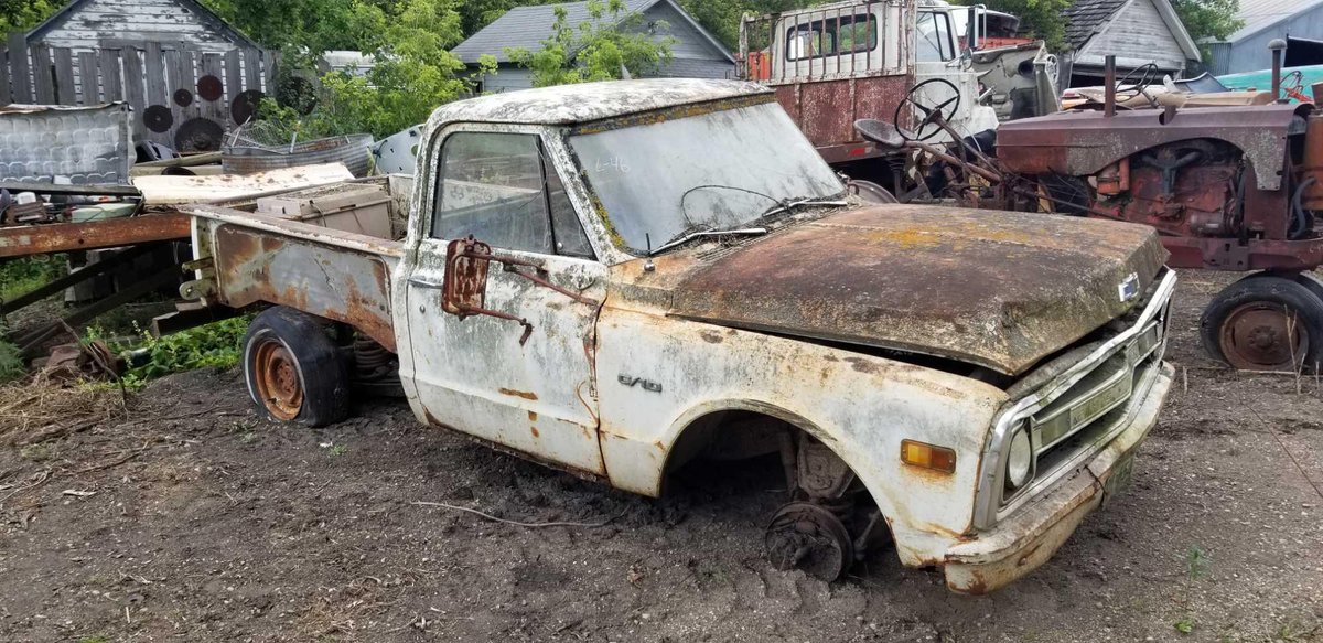 1972 CHEVY C10, STEP SIDE BOX, NO MOTOR/ TRANS ( NO TITLE) 