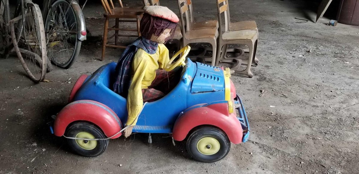 PLASTIC PEDAL CAR WITH DOLL