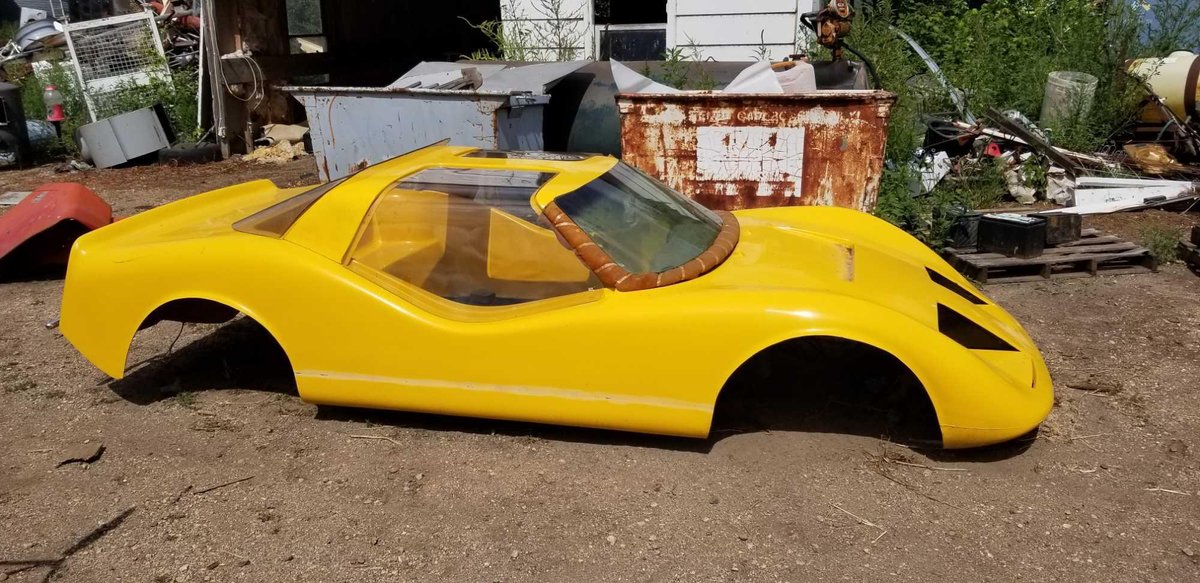 BRADLEY GT KIT CAR FOR VOLKSWAGEN CHASSIS, W/ ASSEMBLY MANUAL