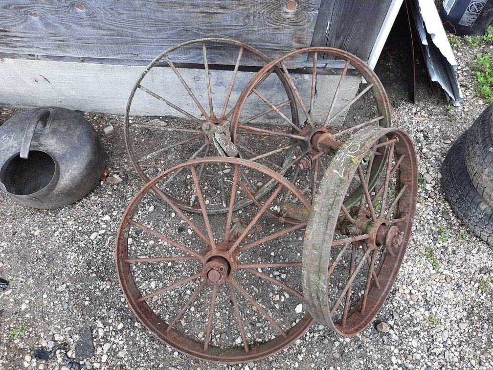(4) STEEL WHEELS