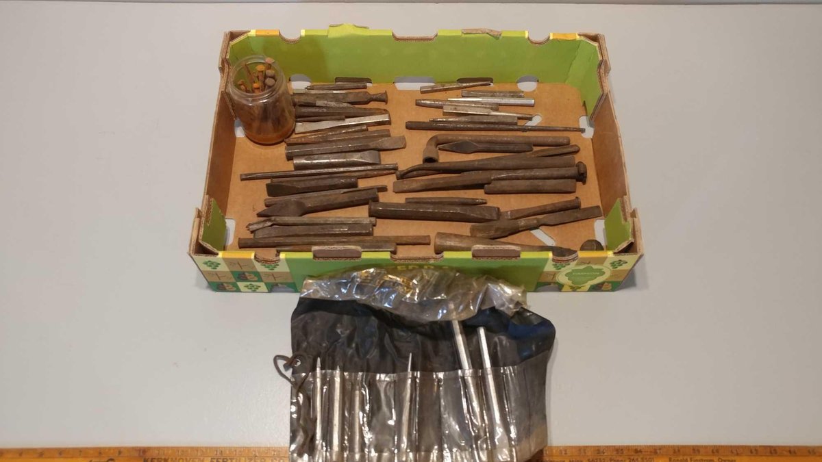 LARGE ASSORTMENT OF CHISELS & PUNCHES (VOL. 1)