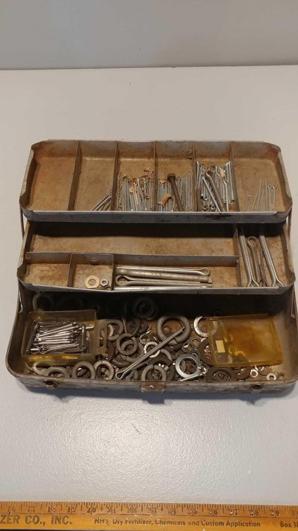 VINTAGE TOOLBOX w/ASSORTMENT OF COTTER PINS