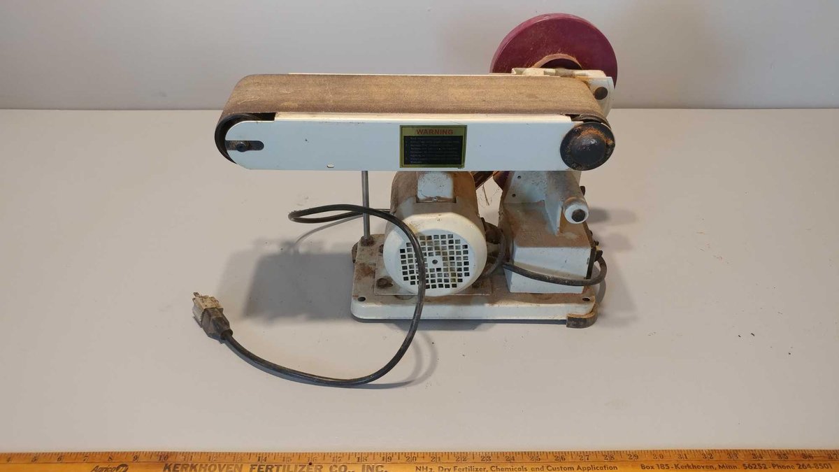 TOOL SHOP 4" BELT & 6" DISC SANDER