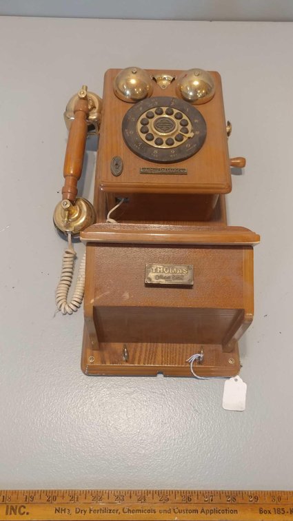THOMAS LIMITED EDITION VINTAGE-STYLE WALL-MOUNTED TELEPHONE