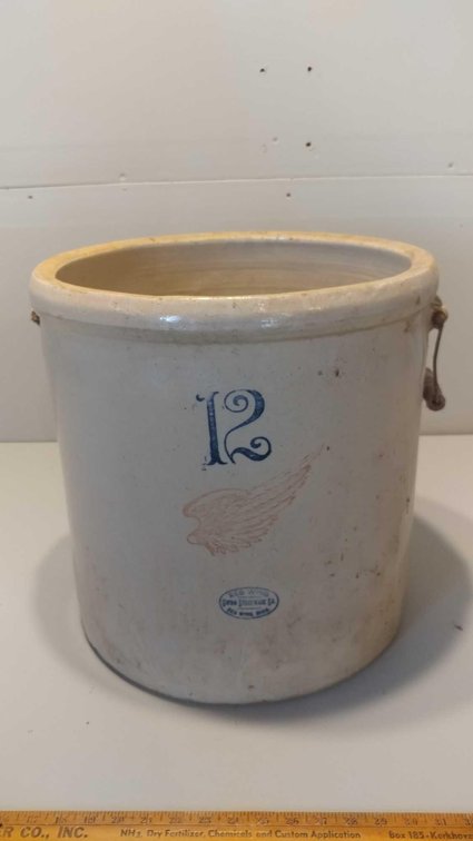 RED WING 12 GALLON CROCK