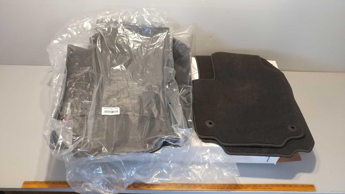 (2) WEATHER TECH FLOOR MATS AND (2) FACTORY FLOOR MATS (FITS '18 OR '19 CHEVROLET EQUINOX)