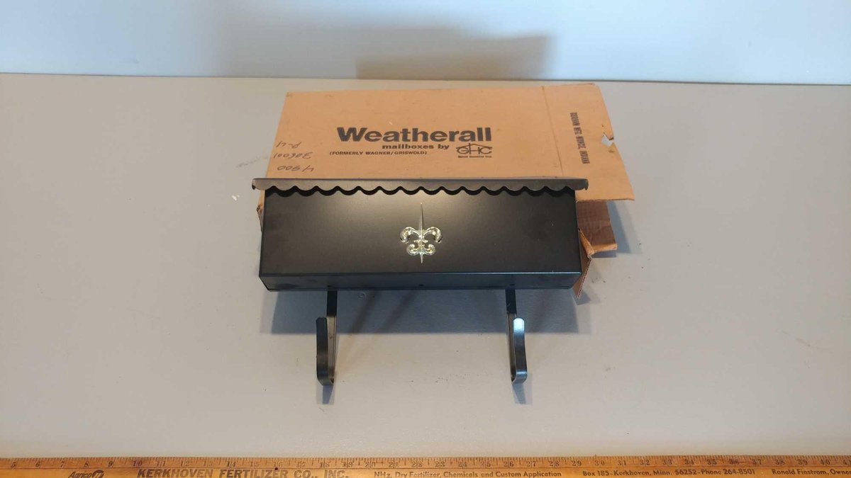 NEW MAILBOX