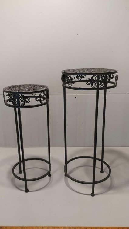 (2) METAL PLANT STANDS