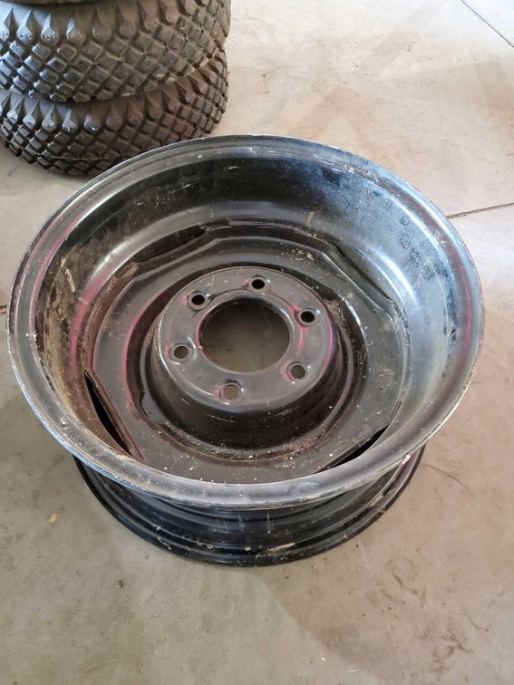 (1) 16", 6-HOLE RIM