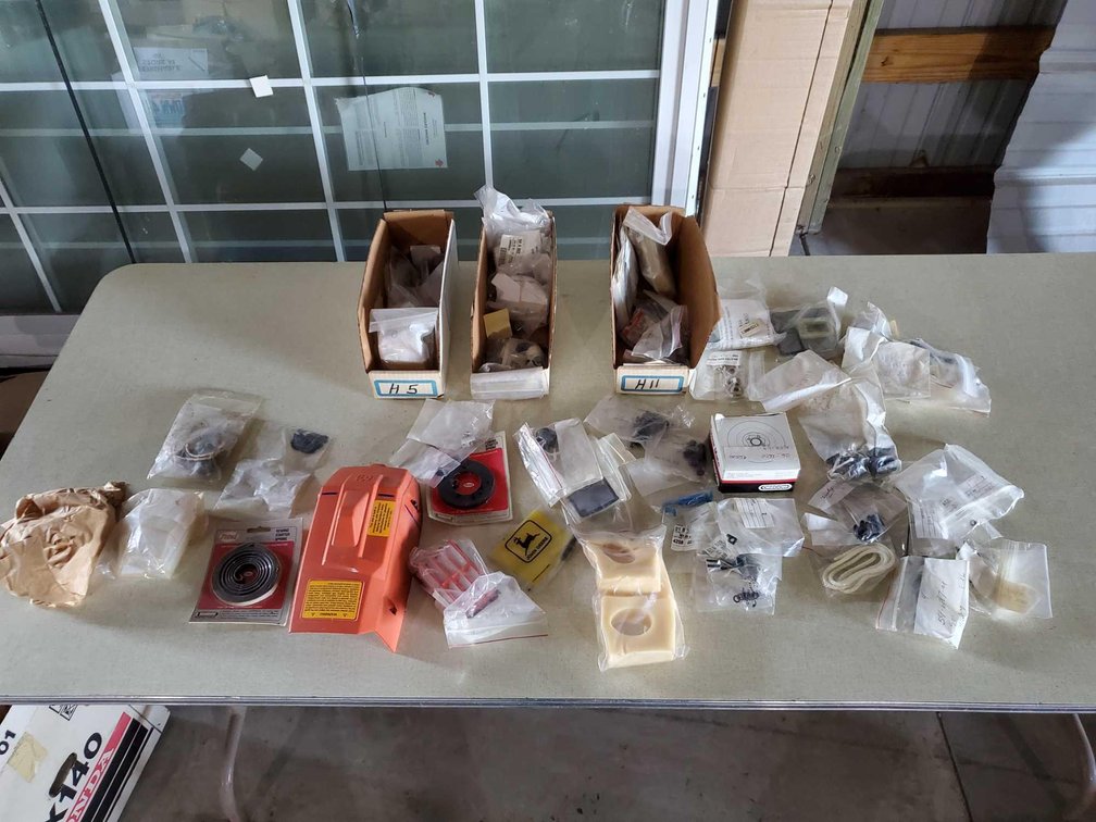 ASSORTMENT OF HUSKY CHAIN SAW PARTS