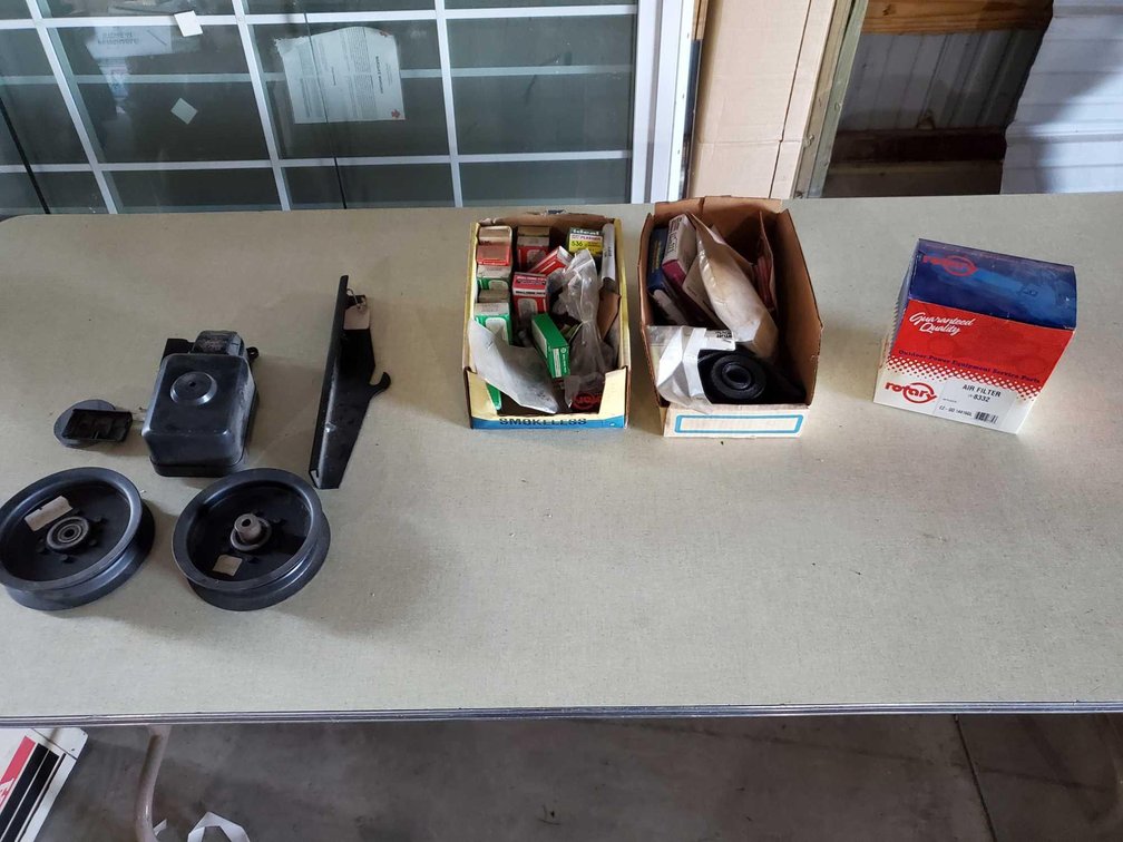 MISC SMALL ENGINE PARTS