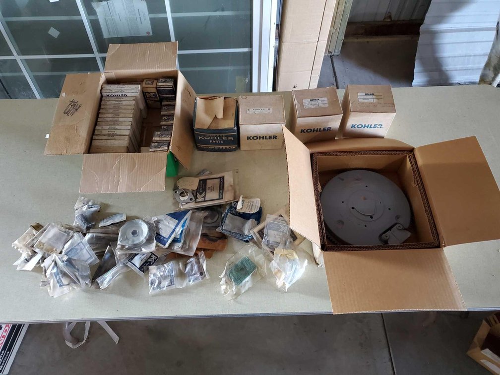 ASSORTMENT OF KOHLER ENGINE PARTS