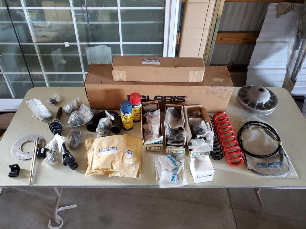 ASSORTMENT OF POLARIS GENUINE PARTS