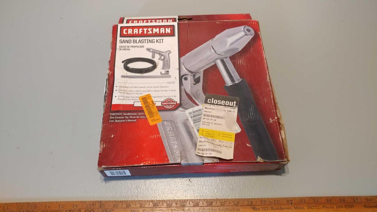 NEW CRAFTSMAN SANDBLASTING KIT