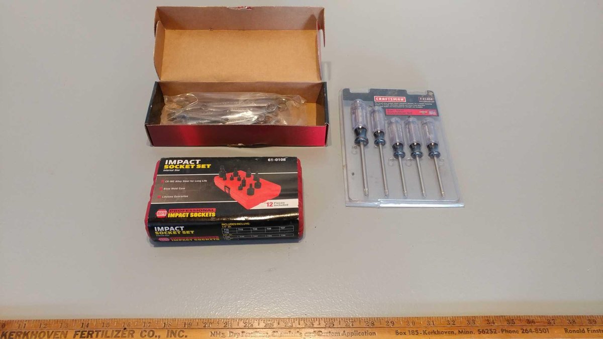 CRAFTSMAN 5PC SCREWDRIVER SET, CRAFTSMAN 8PC WRENCH SET,NAPA IMPACT SOCKET SET