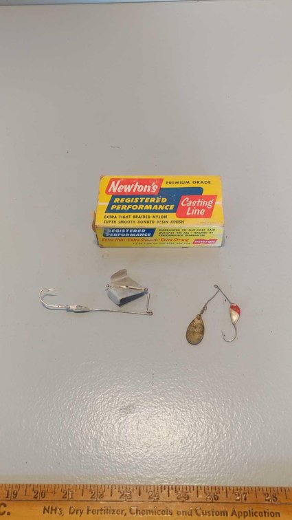 VINTAGE NEWTON CASTING LINE,LINDY LURE, ONE OTHER LURE