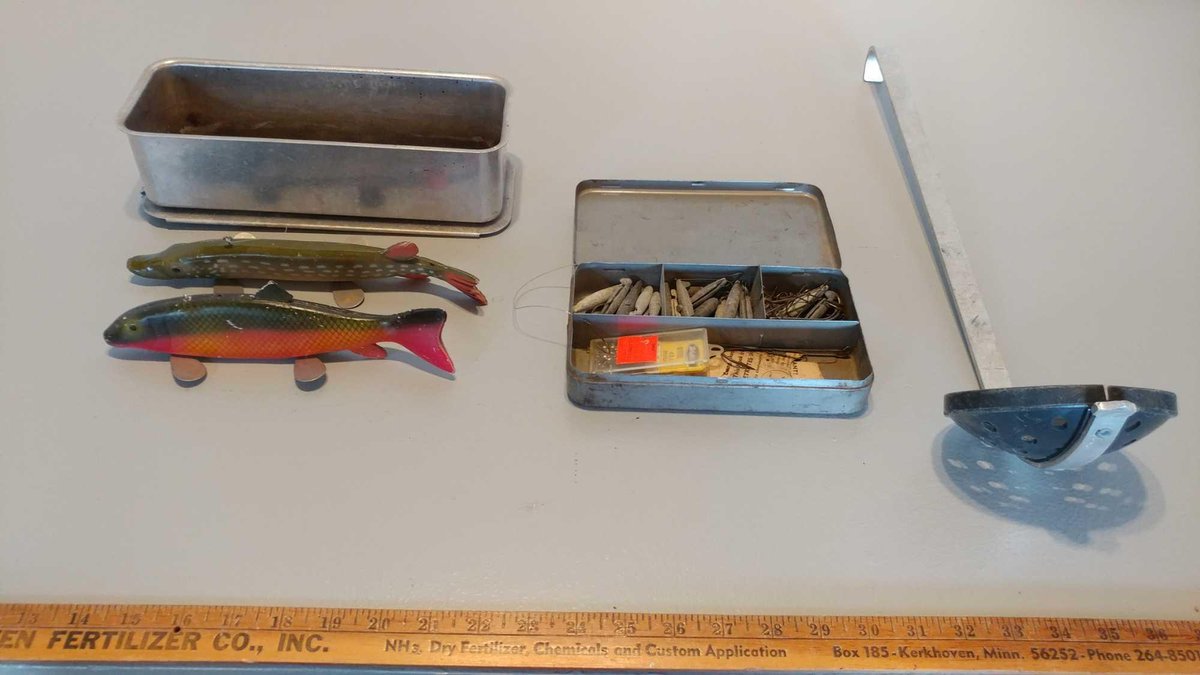 ICE FISHING SCOOP,2 ICE FISHING DECOYS,METAL CASE WITH SINKERS AND WEIGHTS