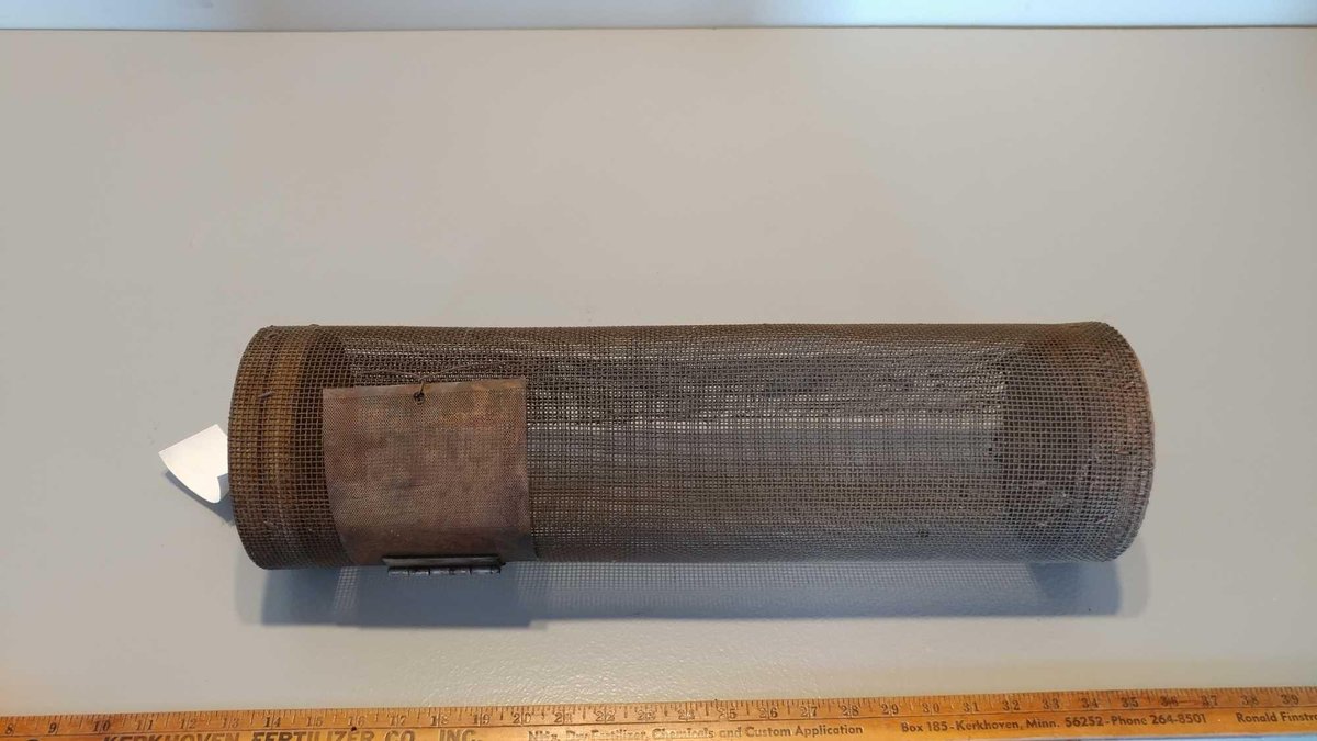 CYLINDER SHAPED MINNOW TRAP