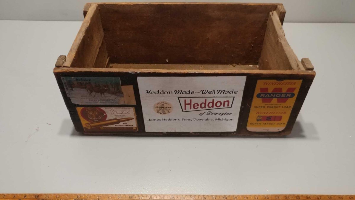 BETHLEHEM STEEL CORP.WOOD CRATE WITH AMMO DECAL ON THREE SIDES,13"X 24"X10"