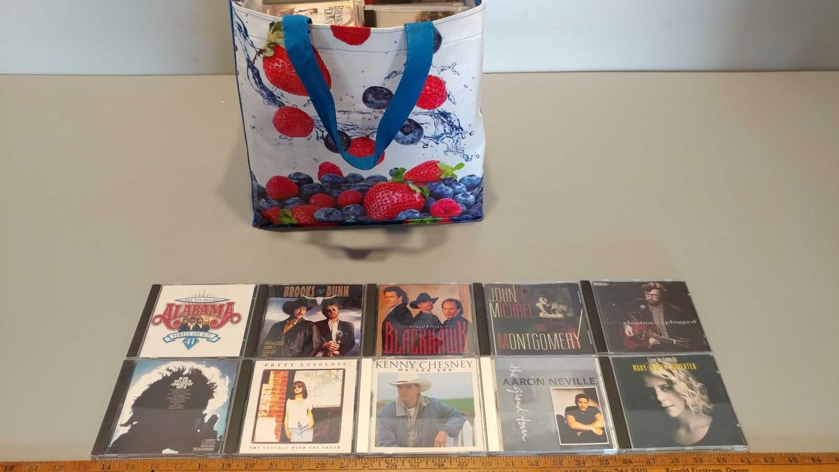 LARGE ASSORTMENT OF COUNTRY, ROCK, & OTHER MUSIC CD'S 