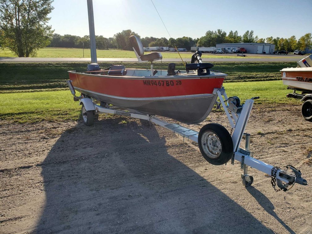 1970 LUND 16' ALUMINUM FISHING BOAT W/2017 YAMAHA 20HP 4 STROKE OUTBOARD MOTOR MINKOTA 45 TROLLING M