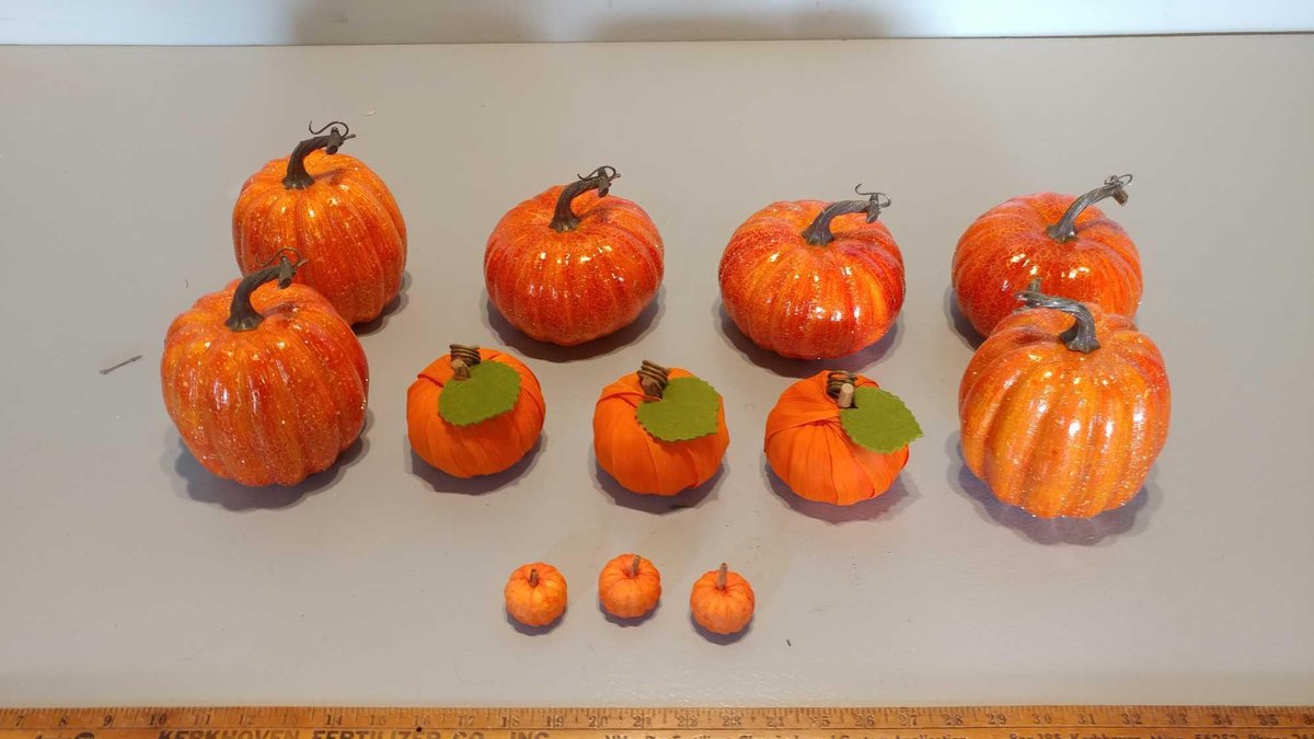 ASSORTMENT OF DECORATIVE PUMPKINS
