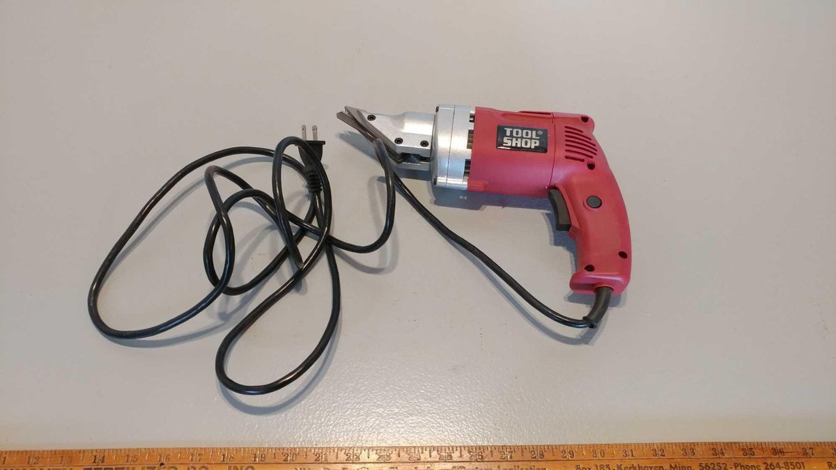 TOOL SHOP NIBBLER