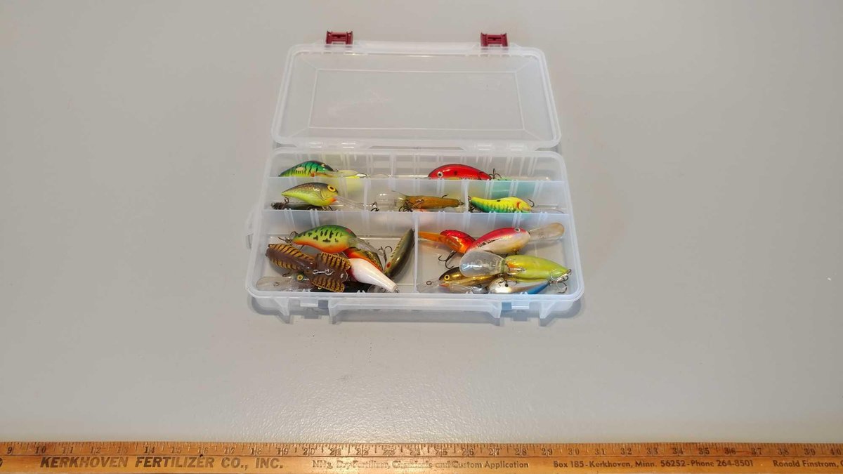 PLANO ORGANIZER WITH RAPLAS,BILL DANCE SHAD,MUD PUGS,LIGHTNING SHAD AND VARIETY OF OTHERS