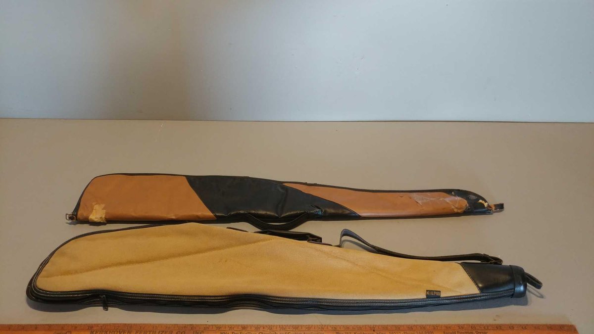 (I-13) KOLPIN  FULL ZIP TAN CLOTH LINED GUN CASE, & TAN & BLACK  FULL ZIP GUN CASE, iTEMS AT ZIELSDO