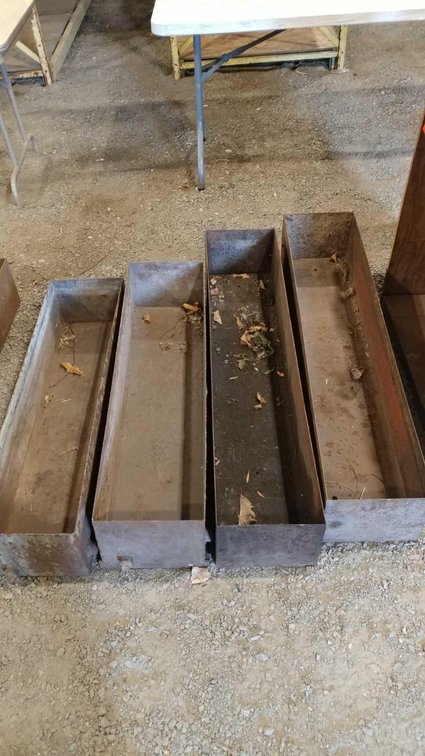 (I-590) (4) BLUEING TANKS (LOCATED AT ZIELSDORF AUCTIONS)