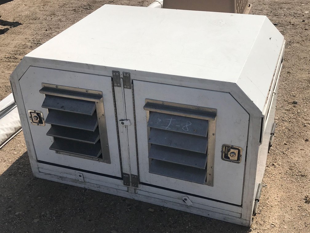 2 PLACE NORTHSTAR DOG TRANSPORT (ITEM AT ZIELSDORF AUCTIONS)