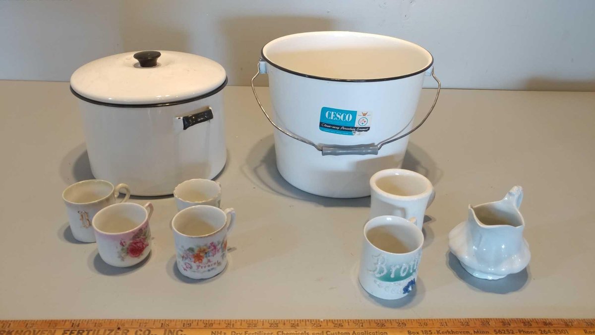 (2) CESCO EASY-CLEAN PORCELAIN ENAMEL POTS, ASSORTMENT OF CUPS, & A SMALL PITCHER