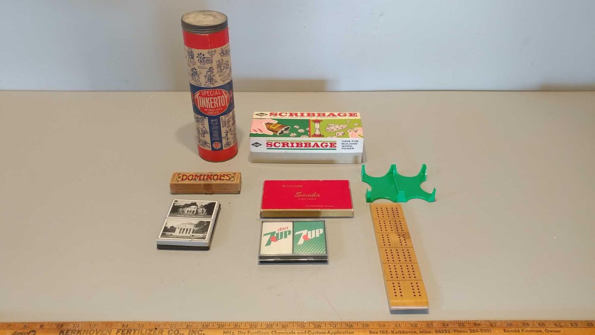 ASSORTMENT OF GAMES, (SCRIBBAGE, CRIBBAGE, DOMINOES, CARDS, TINKERTOYS & OTHER)