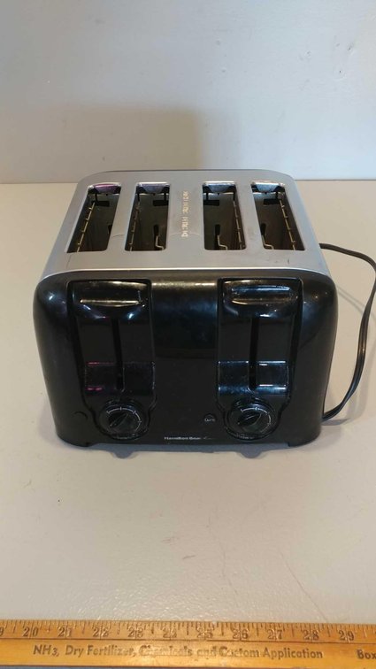 HAMILTON BEACH 4-SLICE TOASTER