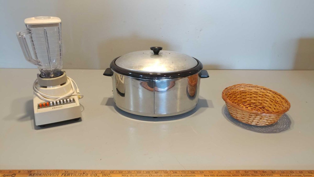 OSTERIZER BLENDER, WICKER BASKET, & NESCO CROCK POT