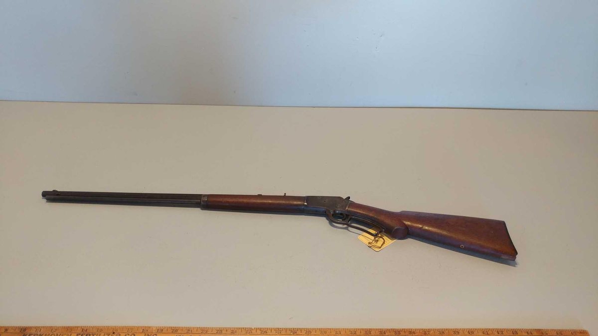 MARLIN FIREARMS .22 CAL SL&LR LEVER ACTION RIFLE, OCTAGONAL BARREL, SN# S12495