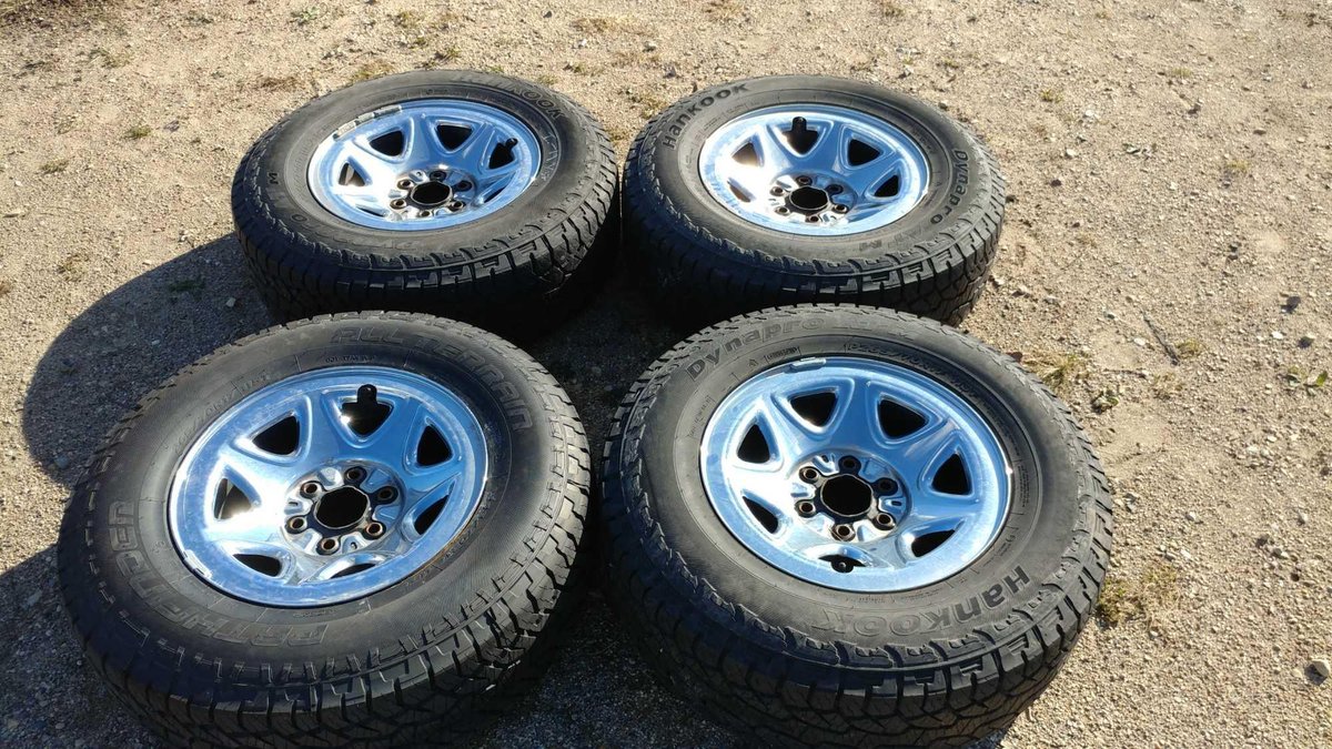 (I-19) (4) HANKOOK DYNAPRO ATM P265/70 R17 APPROX. 9/32 TREAD TIRES W/ (4) 17" CHROME STEEL  RIMS (FITS DODGE 6-BOLT)