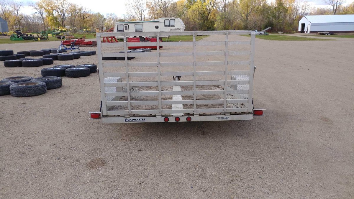 (I-72) (NO TITLE) LOADMASTER ALUMINUM SINGLE AXLE TRAILER, 6.6' X 10' WOOD DECK, 2" BALL